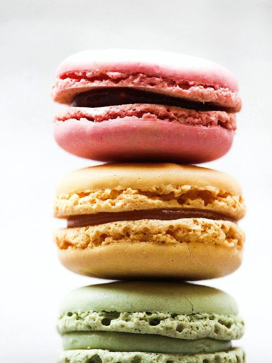 Simple, refined confectionery for everyday moments.